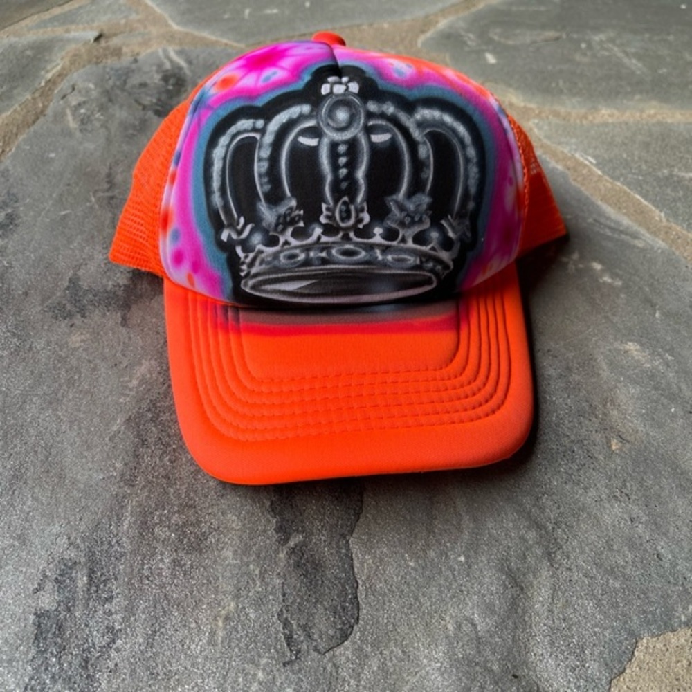 New🌟Urban Outfitters-Airbrush Trucker Hat